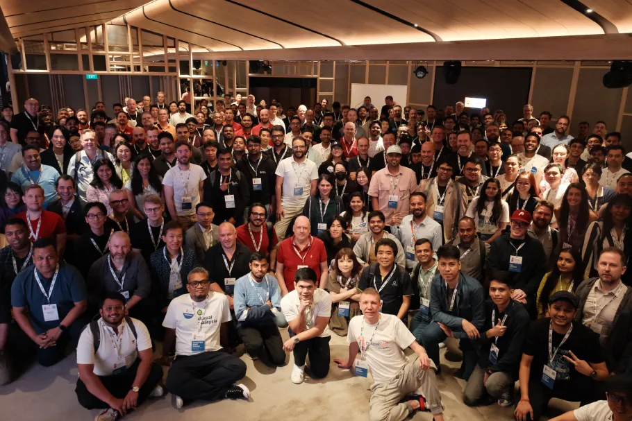 Group picture of attendees at DrupalCon Asia '24