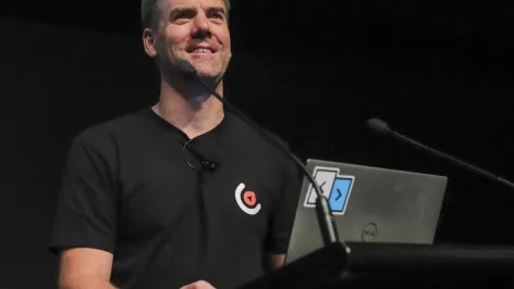 Lee Rowlands presents at DrupalSouth conference in Melbourne